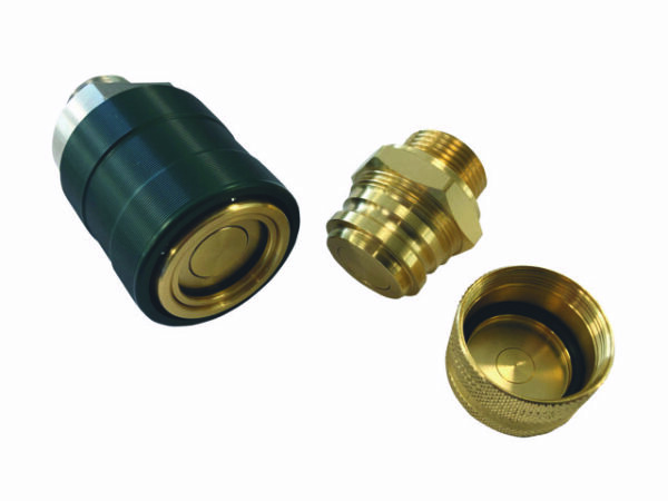 Non drip set femco oil plug