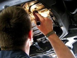 leaking oil plug engine maintenance