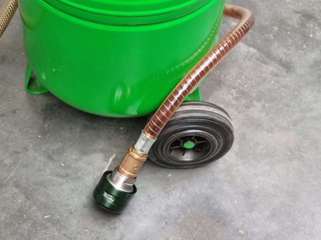 double clicker oil in hose